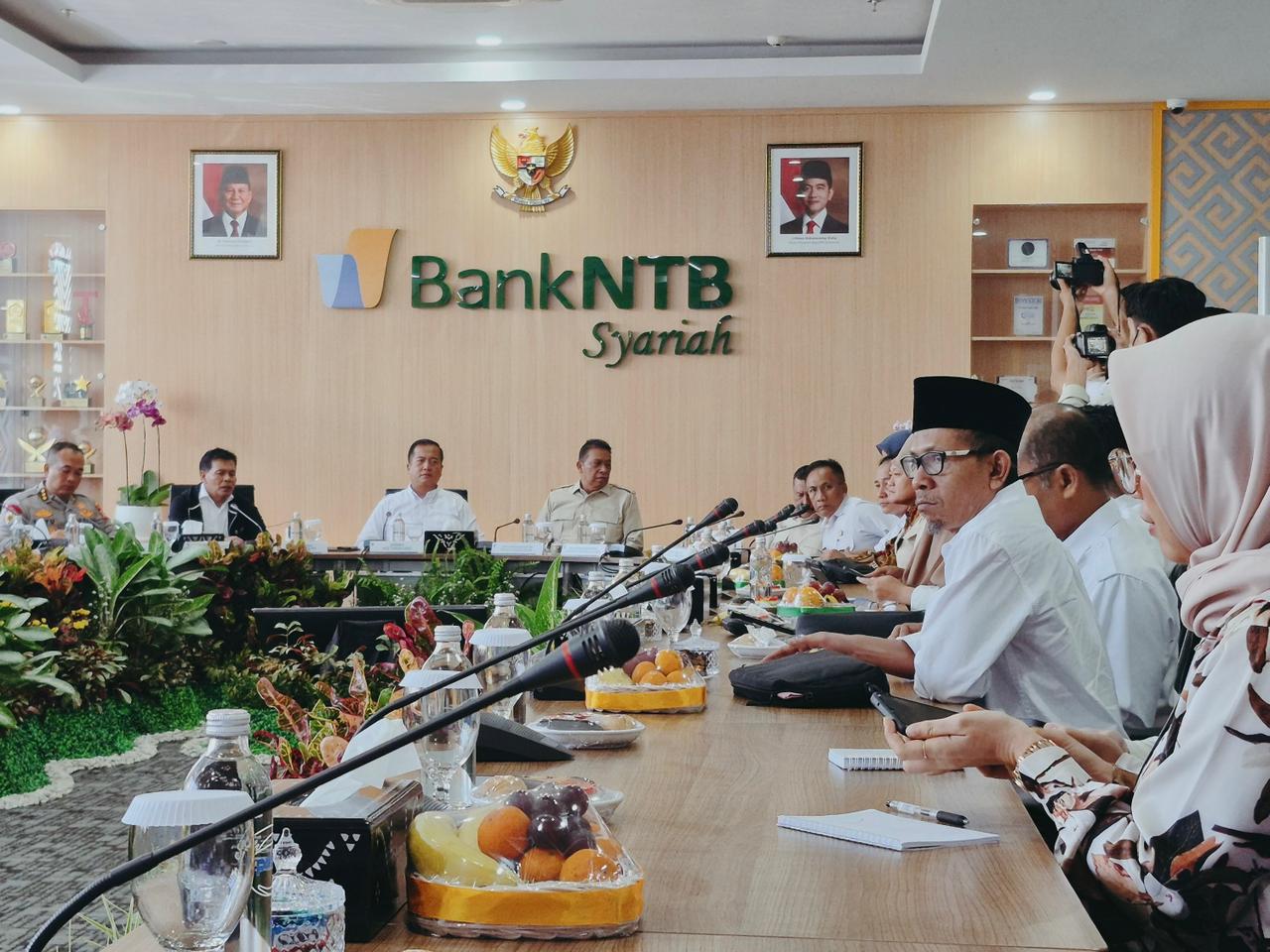Rapat Koordinasi Program Makan Bergizi Gratis, Gubernur NTB Tegaskan Komitmen Dukungan Penuh Pemprov