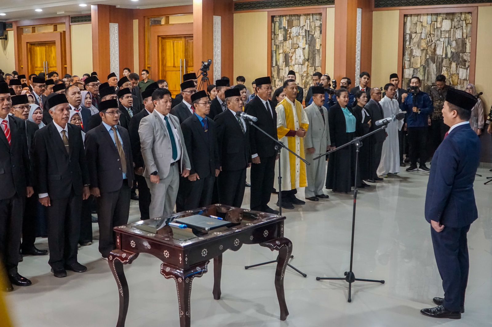 Mutasi 392 Pejabat di NTB Jadi Momentum Konsolidasi Kebijakan Birokrasi Menuju Tahun Kedua Pemerintahan