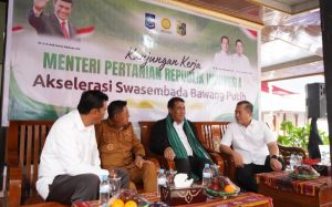 Bupati Sumbawa Hadiri Kunjungan Mentan di Sembalun, Pembibitan Nasional Bawang Putih Masuk PSN