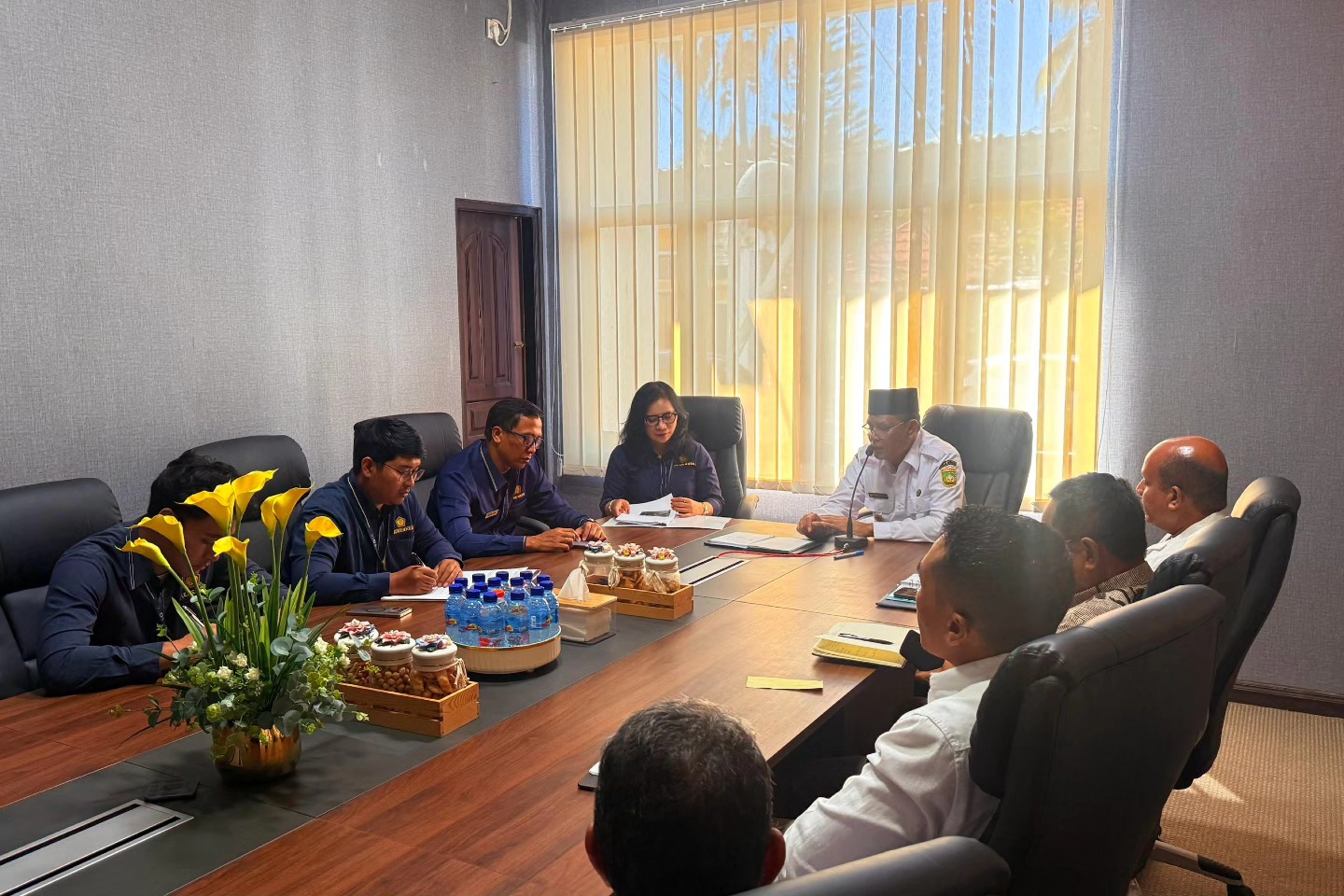 Bupati Sumbawa Terima Audiensi KPP Pratama dan Perumdam Batulanteh, Bahas Penguatan Pelayanan dan Sinergi Pembangunan