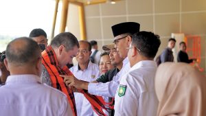 Dubes Kazakhstan Datang ke Sumbawa, Bupati Tawarkan Kerja Sama Susu Kuda Liar hingga Industri Garam