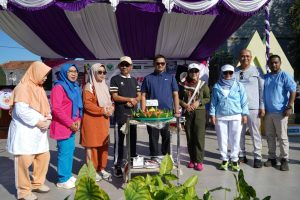 1.000 Bidan Sumbawa Gelar Senam Akbar, Wabup Dorong Pendidikan S1 dan Penguatan Layanan Kesehatan Ibu-Anak