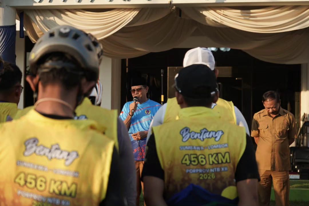 Api PORPROV XII Tiba di Sumbawa, Bupati Kobarkan Semangat Sportivitas Menuju Pesta Olahraga NTB