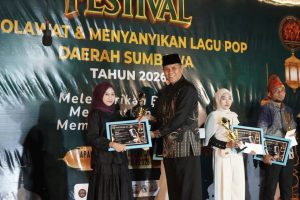Festival Sholawat dan Lagu Pop Daerah Sumbawa 2026 Resmi Ditutup, Bupati : Syiar Islam dan Budaya Harus Terus Berjalan Beriringan