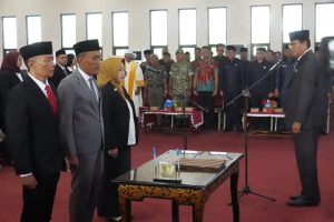 Bupati Sumbawa Lantik 41 Pejabat, 17 Kepala Puskesmas Diminta Lebih Aktif Cegah Penyakit