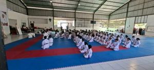 ASKI Sumbawa Gelar Ujian Kenaikan Tingkat, Bukan Sekadar Naik Sabuk tapi Bentuk Karakter Karateka