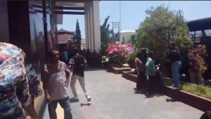 Sidang Pembunuhan Raberas Memanas, Keluarga Korban Minta Proses Hukum Transparan